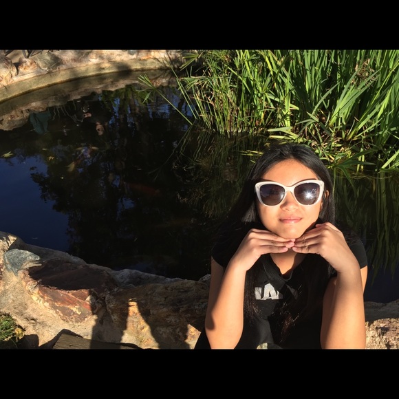 Meet your Posher, Roselle - Picture 5 of 8